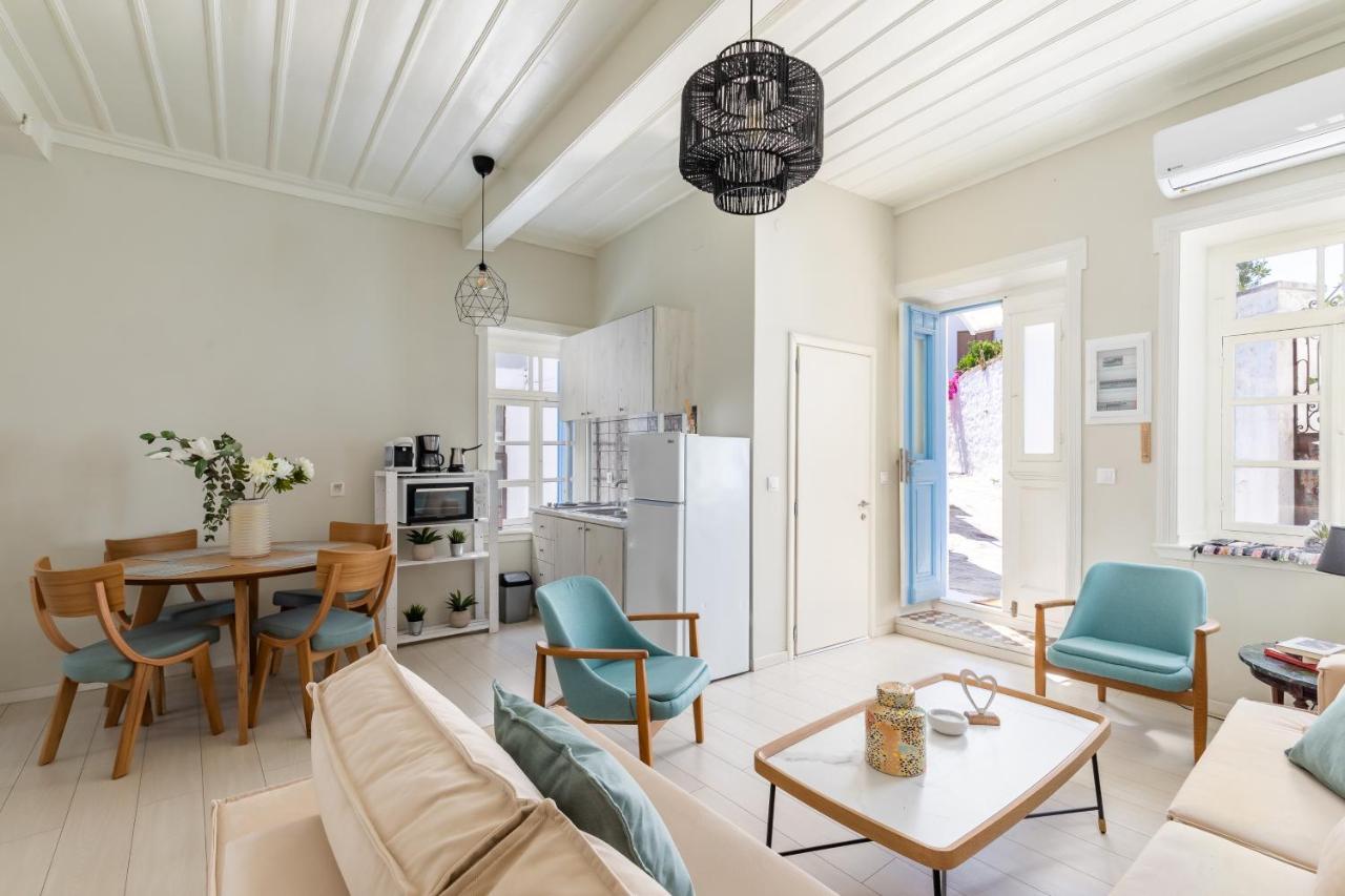 Helios Lovely Apartment Skopelos Buitenkant foto